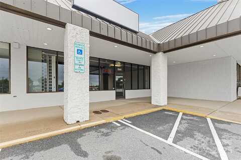 2041 US 70 Highway SE, Hickory, NC 28602