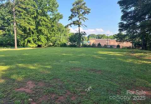 1086 N Dobys Bridge Road, Fort Mill, SC 29715