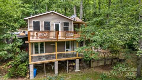 695 Huckleberry Mountain Road, Hendersonville, NC 28792