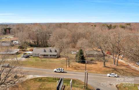 2148 Charlotte Highway, Mooresville, NC 28117