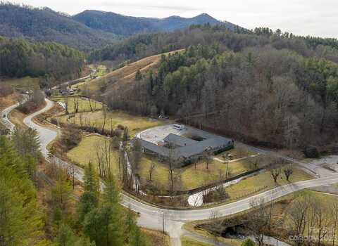 1175 Clearmont School Road, Burnsville, NC 28714
