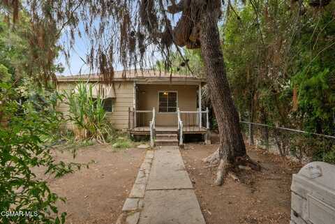 17917 Burbank Boulevard, Encino, CA 91316