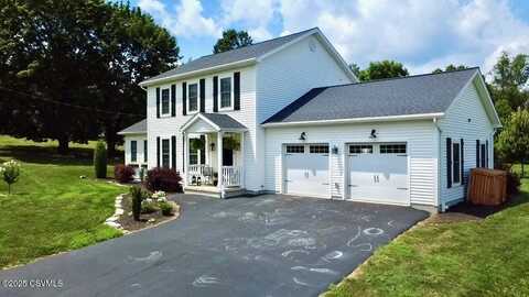 556 W CENTER Street, Elysburg, PA 17824
