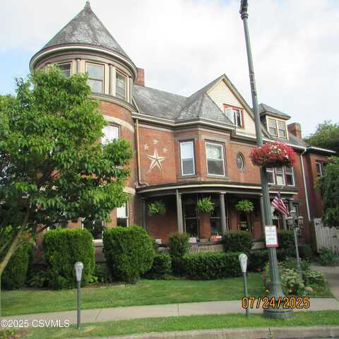 152 MARKET Street, Sunbury, PA 17801