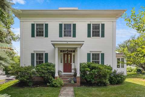 312 North River Street, Guilford, CT 06437