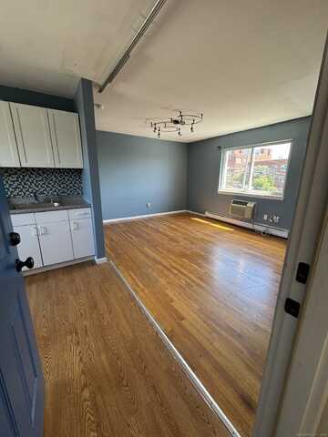 36 Woodbury Avenue, Norwalk, CT 06850