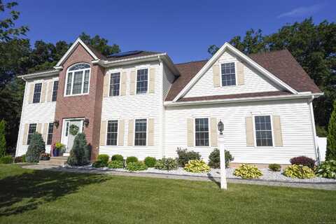 25 Arbor Way, Suffield, CT 06078