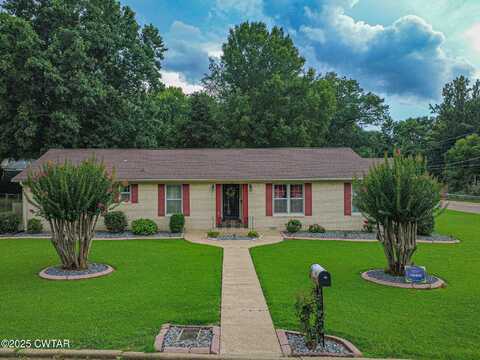 58 Woodmere Drive, Jackson, TN 38301