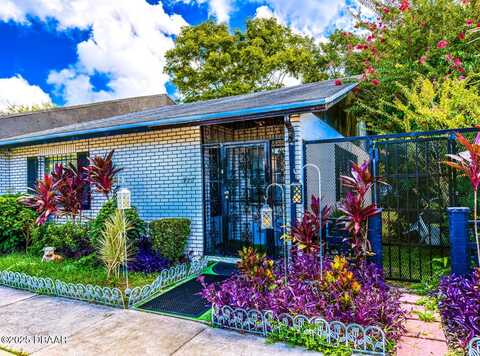 927 E Millard Court, Daytona Beach, FL 32117