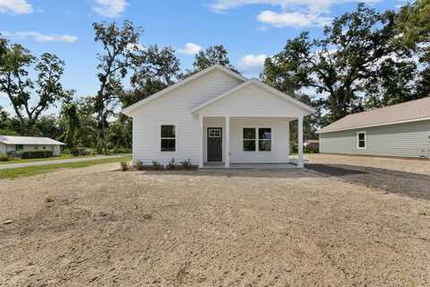 501 Second St, Trenton, FL 32693