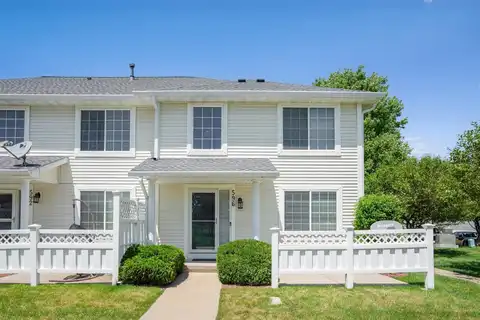 596 SE Williams Court, Waukee, IA 50263