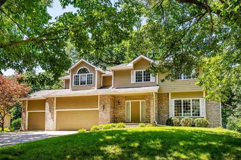 7080 Forest Drive, Johnston, IA 50131