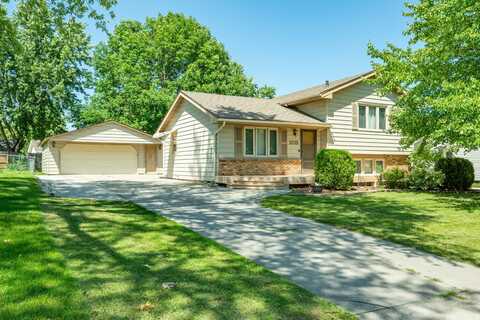 1103 4th Street NW, Altoona, IA 50009