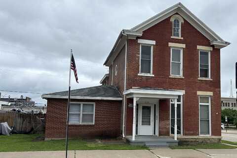 1404 Iowa, Dubuque, IA 52001
