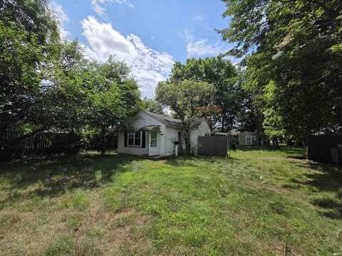 2877 Lincolnway Highway, Mishawaka, IN 46544