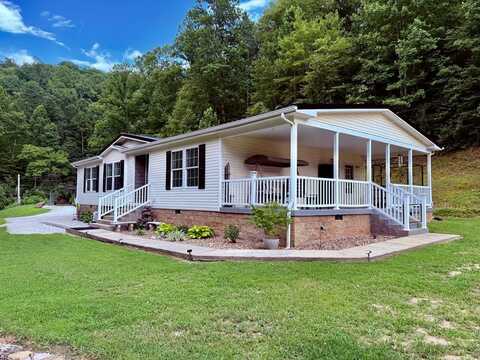 19 Bee Tree Road, Salyersville, KY 41465