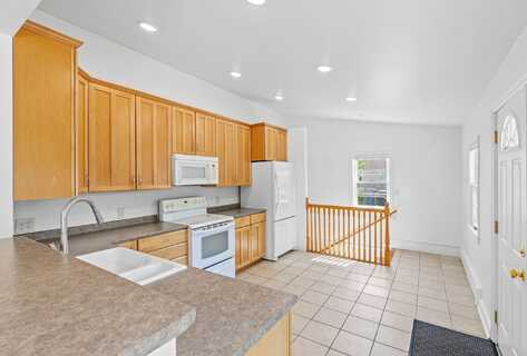 2216 W 57th Street, Minneapolis, MN 55419