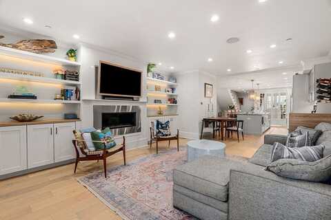 530 East Broadway Street A, Boston, MA 02127