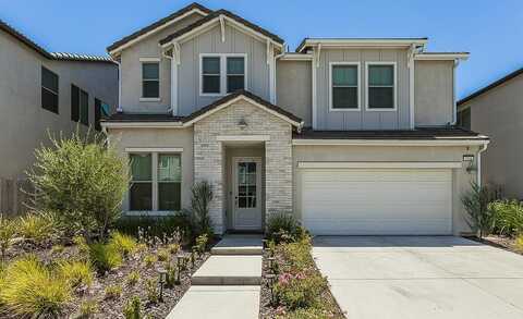 2944 Vermont Avenue, Clovis, CA 93619