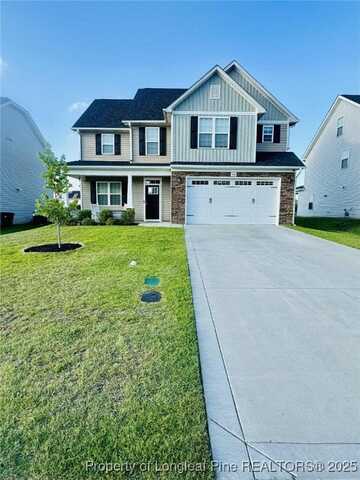1661 Seattle Slew Lane, Hope Mills, NC 28348