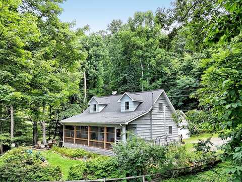 73 Hoot Owl Hollow, Sylva, NC 28779