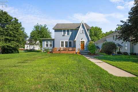 1711 Buckland Avenue, Fremont, OH 43420