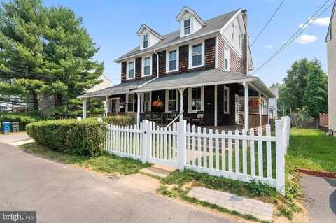 33 CENTRAL AVENUE, BERWYN, PA 19312