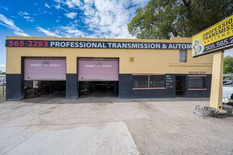 203 Highway 314 NW, Los Lunas, NM 87031