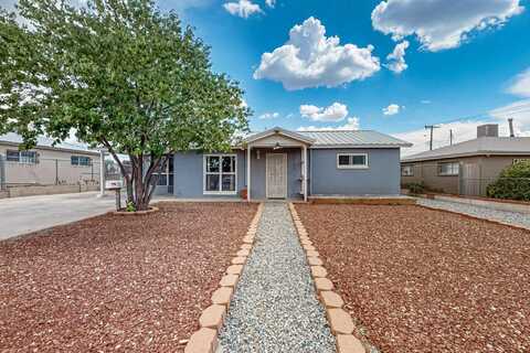 9114 Claremont Avenue NE, Albuquerque, NM 87112