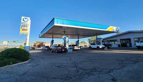 1620 CARLISLE Boulevard SE, Albuquerque, NM 87106