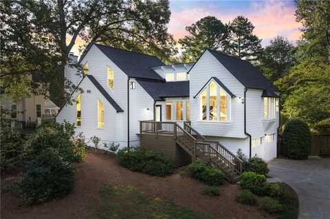 2762 Whitehurst Drive NE, Marietta, GA 30062