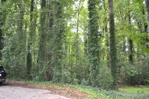 6150 SKYLINE Drive, Douglasville, GA 30135
