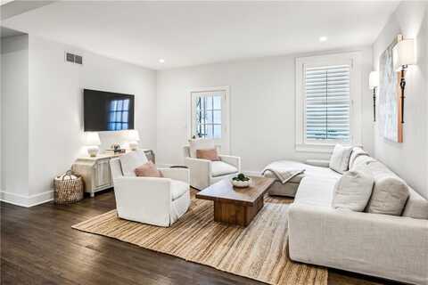 68 Peachtree Memorial Drive NW, Atlanta, GA 30309