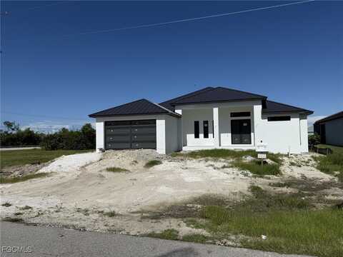810 SW 35th Place, Cape Coral, FL 33991