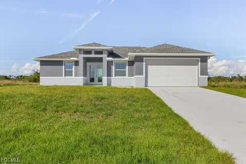 910 Emerald Street, Labelle, FL 33935