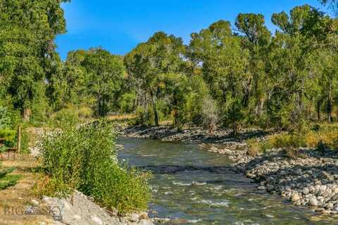 257 Main Boulder Road, Big Timber, MT 59011