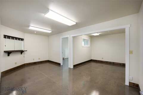 1172 Happy Lane, Belgrade, MT 59714