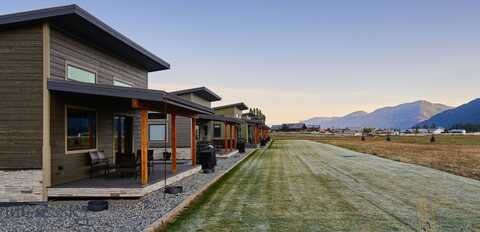 2360 MT Hwy 206, Columbia Falls, MT 59912
