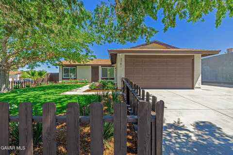 3741 W Avenue K13, Lancaster, CA 93536