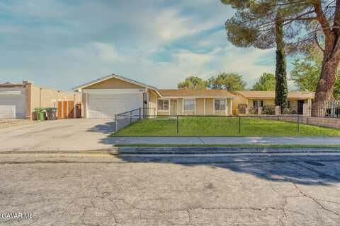 3745 W Avenue K-11, Lancaster, CA 93536