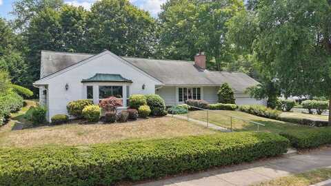 28 Avon Road, BINGHAMTON, NY 13905
