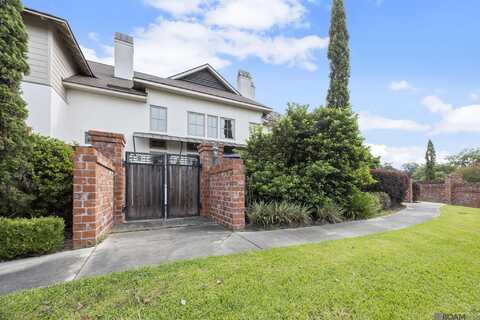 9327 Sculptor Ct, Baton Rouge, LA 70809