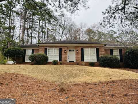 402 Camelot, Lagrange, GA 30241