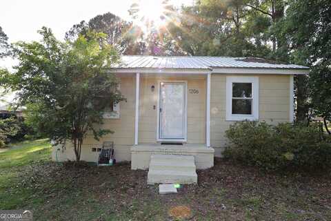 1206 McArthur, Valdosta, GA 31601