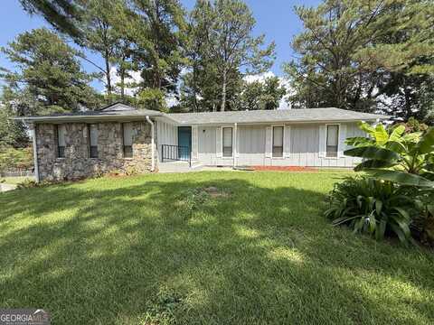 907 Strawberry, Ellenwood, GA 30294