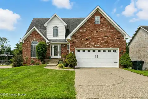 4420 Chenwood Ln, Jeffersontown, KY 40299