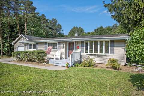6379 Foster Road, Haslett, MI 48840