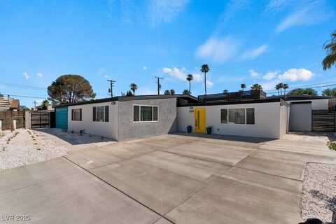 3333 Seminole Circle, Las Vegas, NV 89169