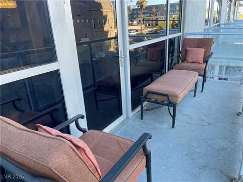 353 E Bonneville Avenue, Las Vegas, NV 89101