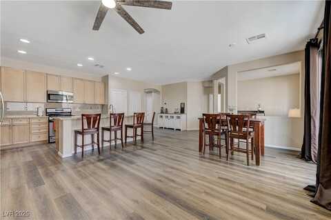 9218 Avon Park Avenue, Las Vegas, NV 89149